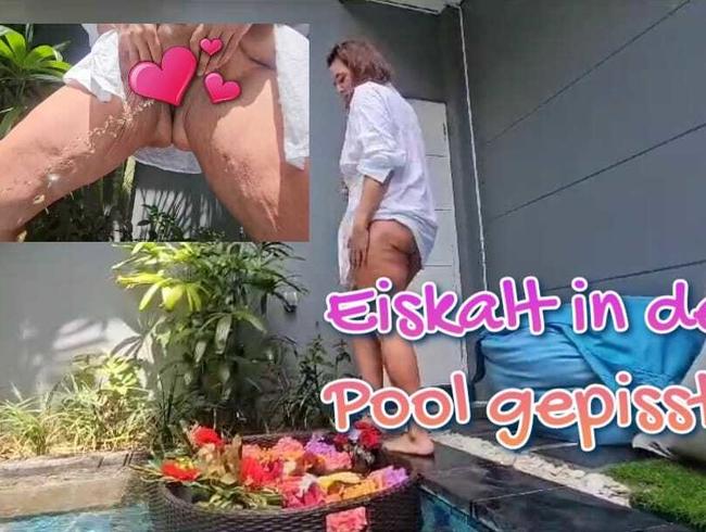 Eiskalt in den Pool gepisst