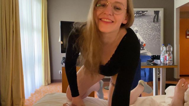 lina-klein-heisser-hotel-blowjob-in-berlin