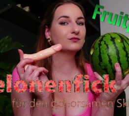 Fruitporn – Melonenfick für den gehorsamen Sklaven